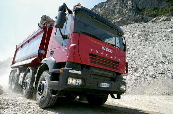  IVECO Trakker